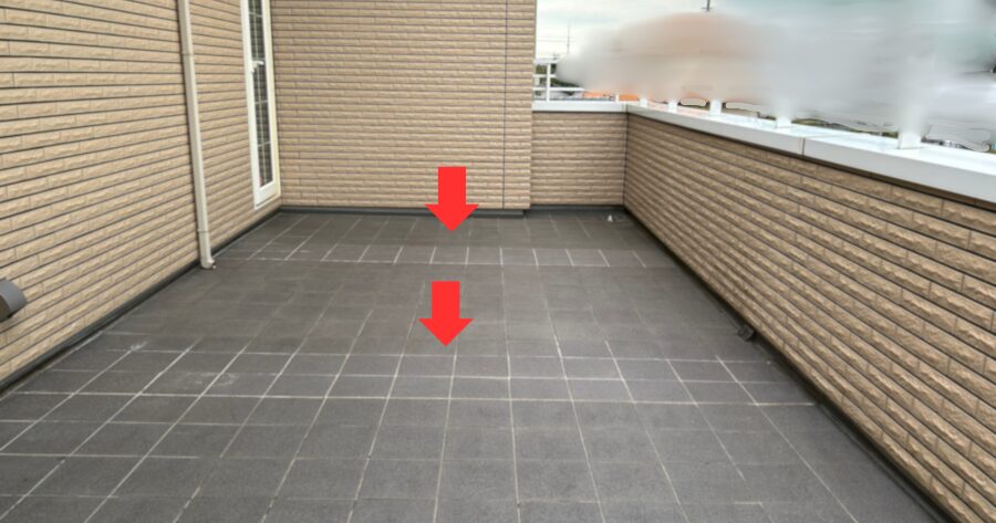 我が家のベランダのタイル